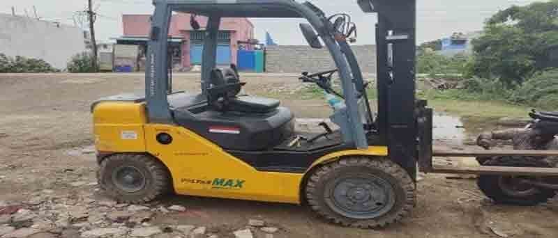 used construction machine buyer in uae