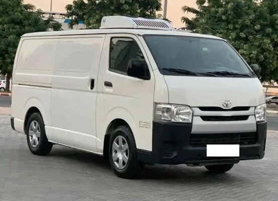 Short-Term & Long-Term Chiller Rental UAE